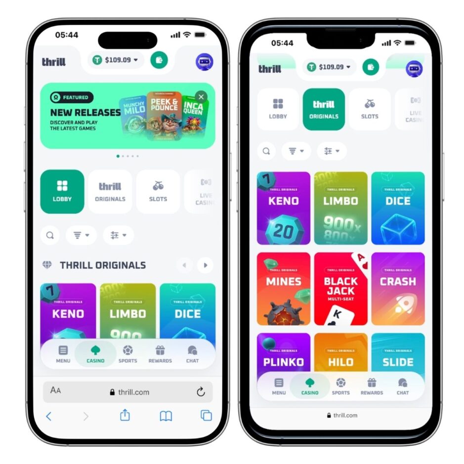 Das Bild zeigt die Mobile version des Thrill Casinos. Links sieht man die Startseite mit dem Bonusbanner und rechts eine Übersicht der Thrill Originals