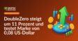Diagramm mit grünem Aufwärtstrend und DoubleZero-Logo vor grauem Hintergrund