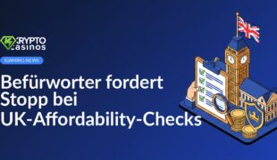 Regierungsgebäude mit UK-Flagge, Klemmbrett mit Checkliste und Lupe, Schild auf Münzstapel.