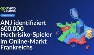 Männliche Hand hält Smartphone, darauf Glücksspiel-App mit Spielautomatensymbol und farbigen Walzen.