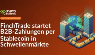 Isometrischer Globus mit leuchtenden Verbindungen, zwei Bürogebäude verbunden durch digitalen Strahl, goldene Münzen in Rohrleitung.