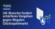 Checkliste mit fünf Häkchen, Schild mit UK-Kartenemblem und aufsteigendem Balkendiagramm mit Pfeil nach oben.